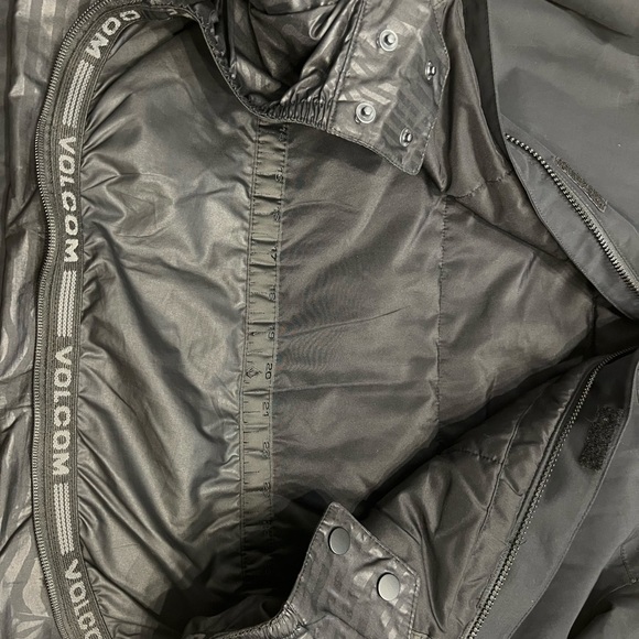 Volcom Youth Winter Jacket - Picture 6 of 9